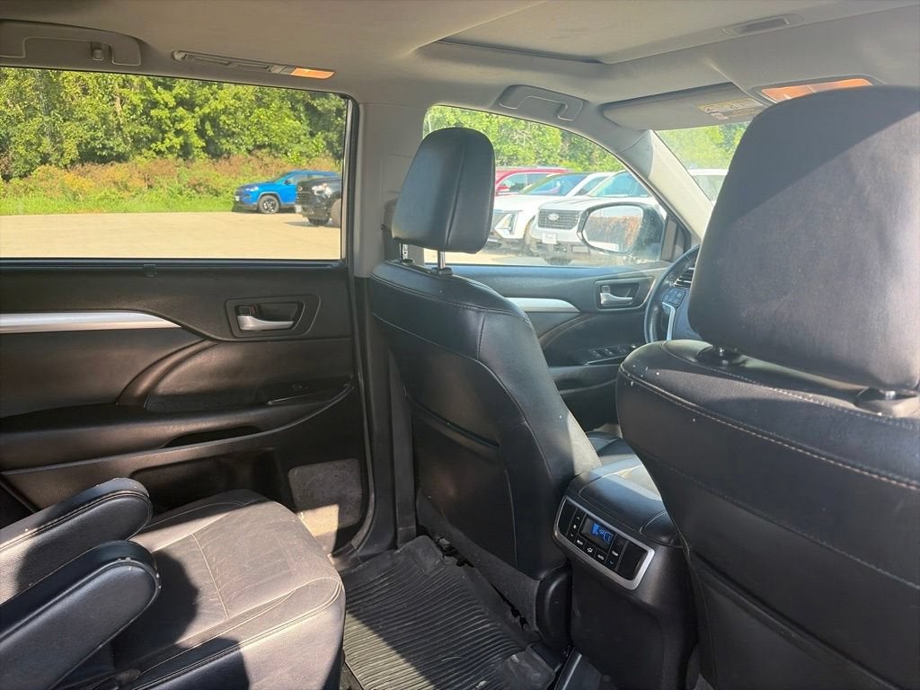 2018 Toyota Highlander SE