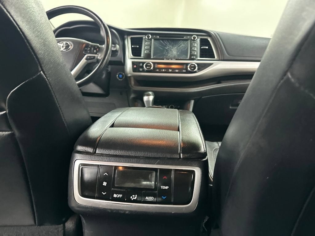 2018 Toyota Highlander SE