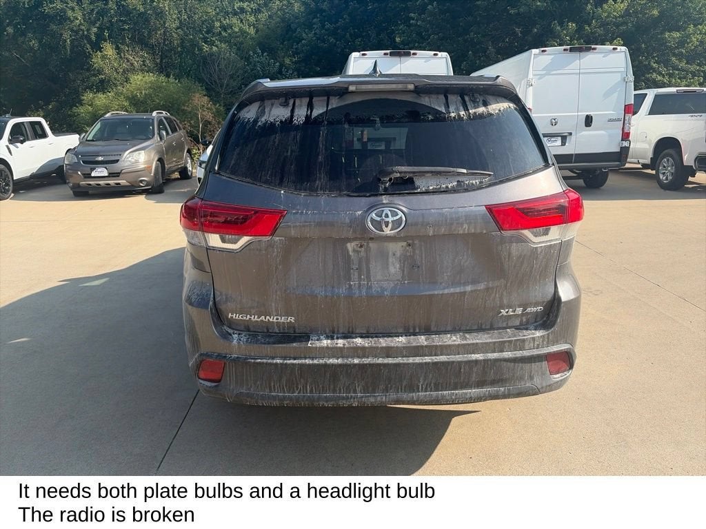 2018 Toyota Highlander SE