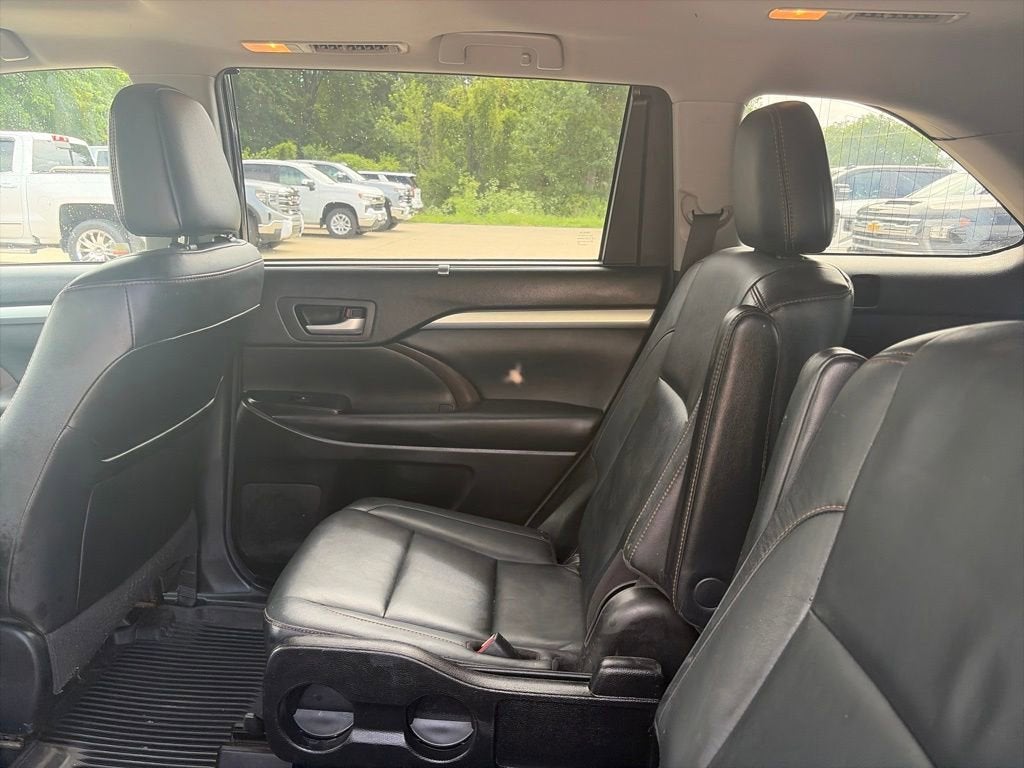 2018 Toyota Highlander SE