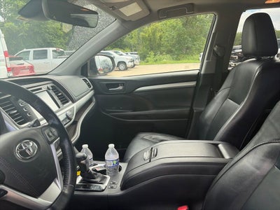 2018 Toyota Highlander SE