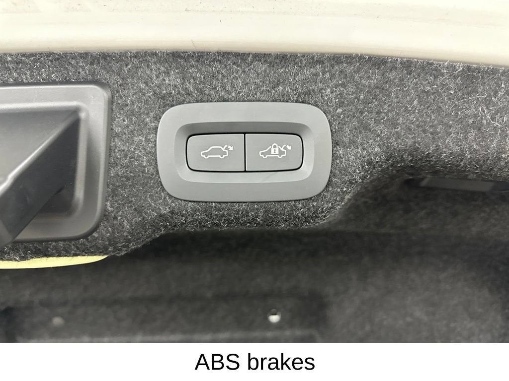 2024 Volvo S90 Recharge Plug-In Hybr Ultimate
