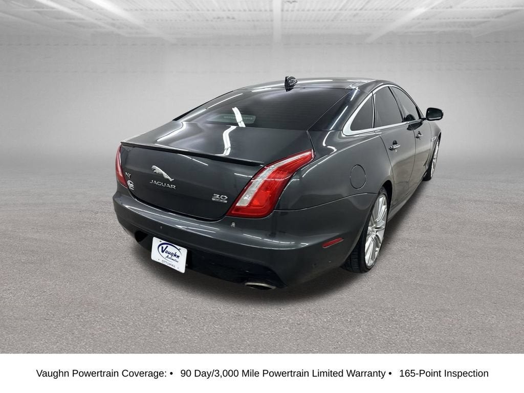 2016 Jaguar XJ R-Sport