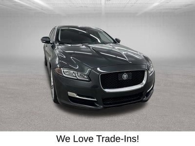 2016 Jaguar XJ R-Sport